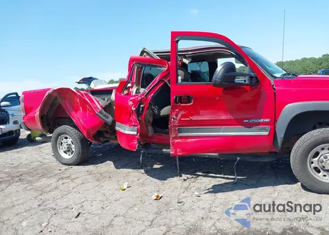 2004 Chevrolet Silverado 2500Hd Ls z USA, uszkodzony, nr VIN 1GCHC29U84E390382